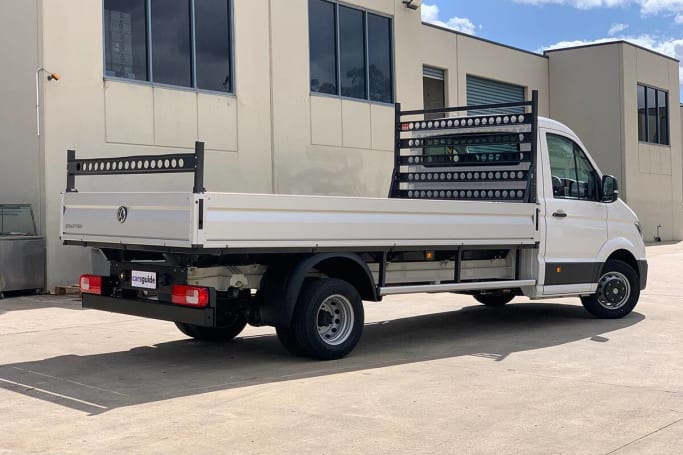 Volkswagen crafter cab online chassis
